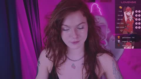 Snapshot of elsie_ginger chatting on 12.16.24 Elsie online show from 12.16.24