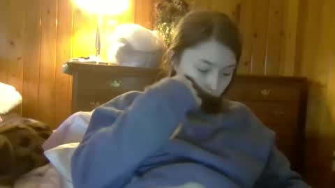 Elsie Rain online show from 12.04.25