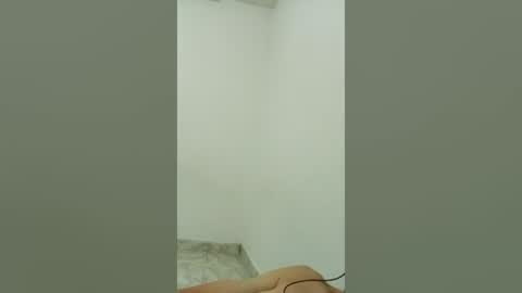Snapshot of elsolitario16 chatting on 06.14.26 elsolitario16 online show from 06.14.26