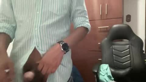 Snapshot of elvergudo0 chatting on 03.08.25 Diego online show from 03.08.25