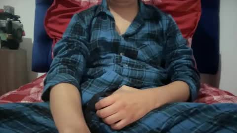 Snapshot of elvergudo0 chatting on 11.02.25 Diego online show from 11.02.25