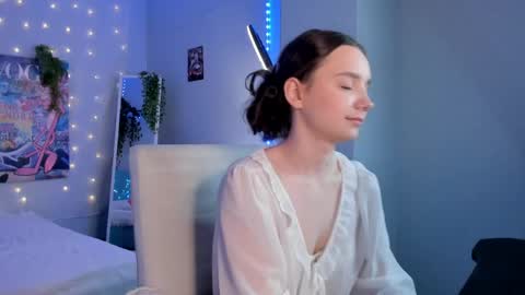 Snapshot of elvienne chatting on 06.06.26 Elvienne online show from 06.06.26