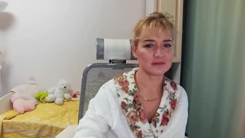 Elvira online show from 12.03.24