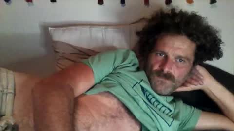 Snapshot of elyjahoye chatting on 10.05.25 elyjahoye online show from 10.05.25