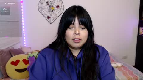 Snapshot of elymoon chatting on 06.11.26 Ely online show from 06.11.26