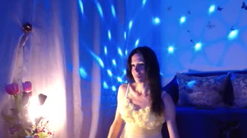 Elisa online show from 09.17.25