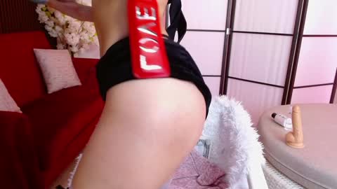 Elysia online show from 01.31.25