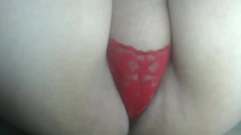 Snapshot of elza_blonde chatting on 04.30.26 E L Z A online show from 04.30.26