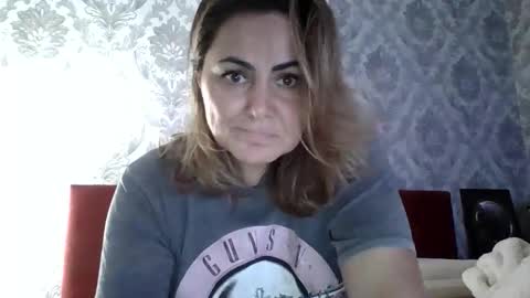 Em online show from 02.24.26