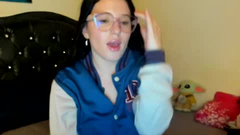 Snapshot of ema_04 chatting on 07.16.26 Estefany Martinez Acua INSTAGRAM ema 04oficial online show from 07.16.26
