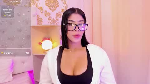 Ema Lambert  online show from 12.05.25