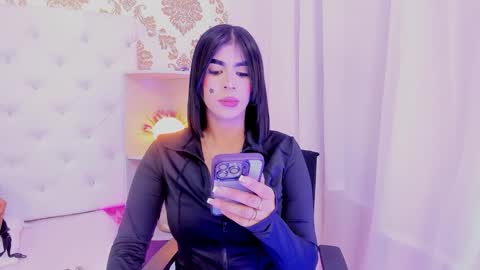 Ema Lambert  online show from 12.15.25