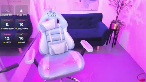 Ema louisx  online show from 01.10.26