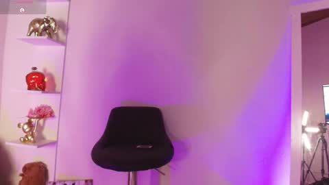 Snapshot of ema_parkerr chatting on 02.28.26 ema_parkerr online show from 02.28.26