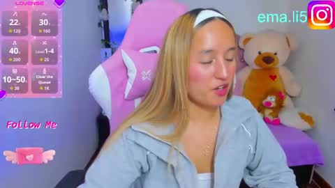 Snapshot of ema_tayy chatting on 06.10.26 Ema online show from 06.10.26