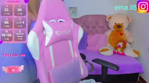 Snapshot of ema_tayy chatting on 06.11.26 Ema online show from 06.11.26