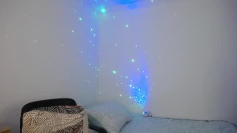  Emaa  online show from 02.05.25