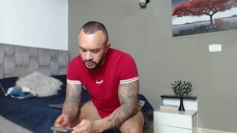 Snapshot of emanuelspencer chatting on 06.18.26 emanuelspencer online show from 06.18.26