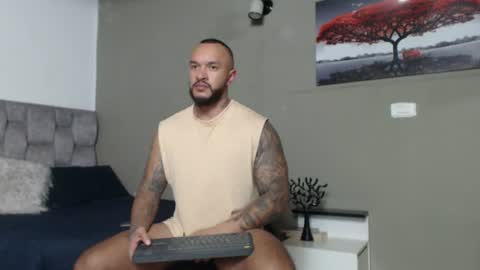 Snapshot of emanuelspencer chatting on 06.27.26 emanuelspencer online show from 06.27.26