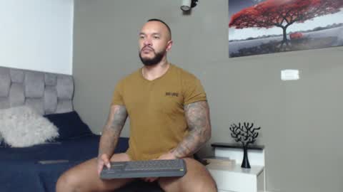 Snapshot of emanuelspencer chatting on 06.29.26 emanuelspencer online show from 06.29.26
