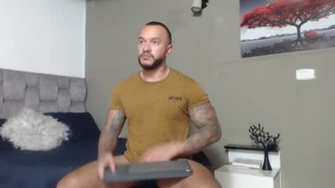 Snapshot of emanuelspencer chatting on 07.16.26 emanuelspencer online show from 07.16.26