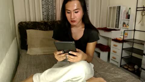 Trans cummer online show from 02.21.25