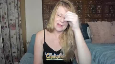 Ember Pheonixxx online show from 09.19.25