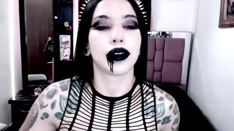 Emerald Black online show from 01.25.25