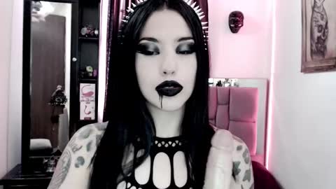 Emerald Black online show from 02.19.25