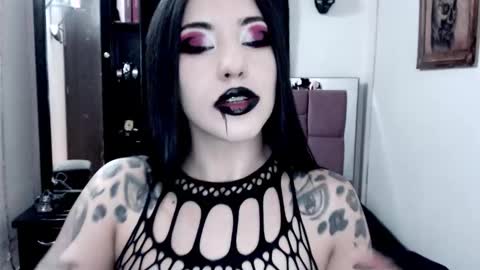 Emerald Black online show from 10.17.25