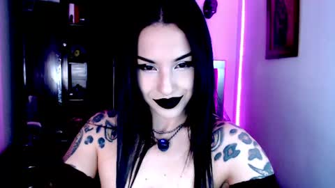 Snapshot of emearld_black chatting on 07.24.26 Emerald Black online show from 07.24.26