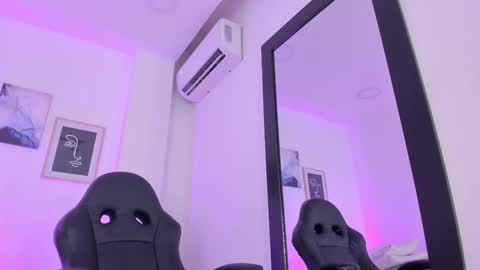 emelie_89 online show from 03.05.25