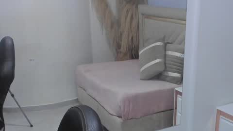 Emily  online show from 12.11.24