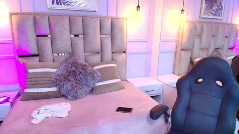 Emily  online show from 01.09.25