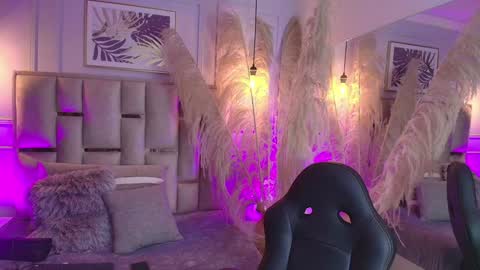 Emily  online show from 01.18.25