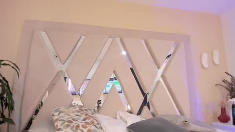 Emely online show from 03.12.25