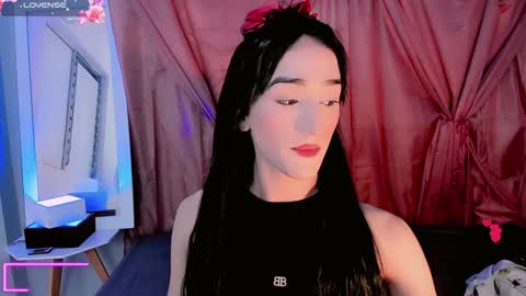 Emely Rous online show from 01.15.25