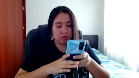 emely_sexx online show from 09.08.25