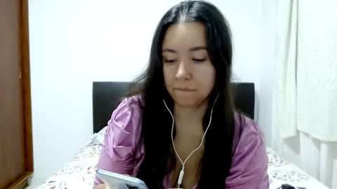 emely_sexx online show from 09.28.25