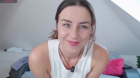 just me online show from 02.11.26