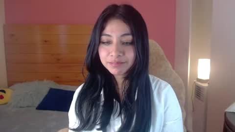 Snapshot of emi_kiss_xx chatting on 08.06.26 Emi Kiss online show from 08.06.26