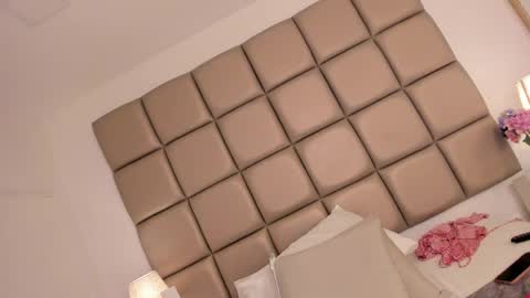 EMILY ROBERTS online show from 03.12.25