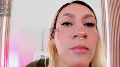 EMILY ROBERTS online show from 03.17.26