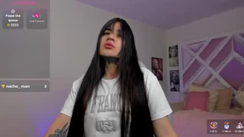 emilayton_ online show from 09.16.25