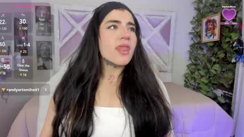 emilayton_ online show from 11.07.25