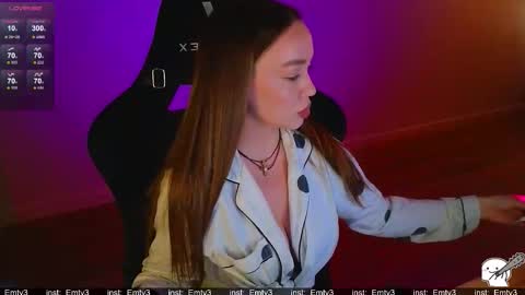 Emili online show from 03.18.26