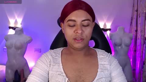 Snapshot of emili_roux chatting on 02.19.26 Emili roux online show from 02.19.26