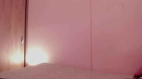 Snapshot of emilia_ghendle chatting on 01.20.25 Emilia Big Boobs online show from 01.20.25