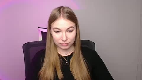 Emilia online show from 02.06.25