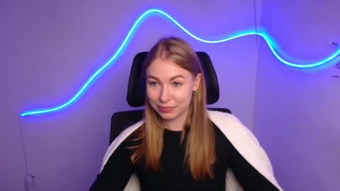 Emilia online show from 10.09.25